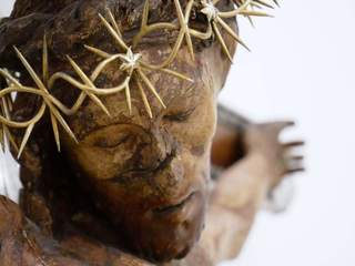 Crocifisso di Colonna, prosegue la festa «ridotta». E domani sarà trasferito a San Francesco restandovi per alcuni giorni