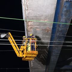 Iniziata la messa in sicurezza dei sovrappassi ferroviari di via delle Forze armate e viale Spagna. I lavori, affidati alla Nord costruzioni generali, si protrarranno per 12 notti