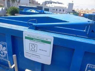 Isola ecologica di Trani, Amiu replica a Barresi: «Tutto regolare e a norma, invitiamo i cittadini a verificare di persona»