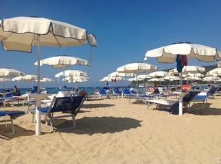 Gestione delle spiagge in sicurezza, le proposte di Mennea: «Assistenza sanitaria e controlli anti assembramento con la protezione civile»