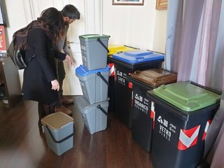 Differenziata porta a porta in tutta Trani, da oggi via alla distribuzione dei kit a 25mila utenze