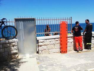 Ex Vela, entro una settimana la società concessionaria dovrà mettere in sicurezza la scala di accesso alla spiaggia