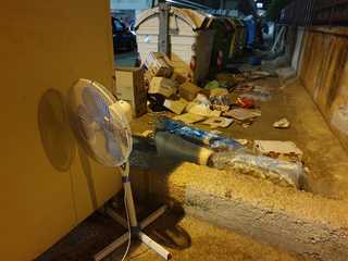 Trani centro, non ancora partiti i lavori di messa in sicurezza del viadotto e l'area si trasforma in una discarica a cielo aperto: Amiu rimuove tutto