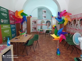 Trani, girandole azionate dal vento del cambiamento: l'idea di Debora Ciliento per il suo comitato elettorale