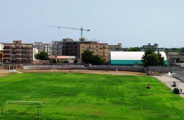 Trani, con l'erba dello stadio rispunta anche Quarto che replica alle provocazioni di Bottaro. «Abbonamenti rimborsati solo se non ci iscriviamo al campionato»