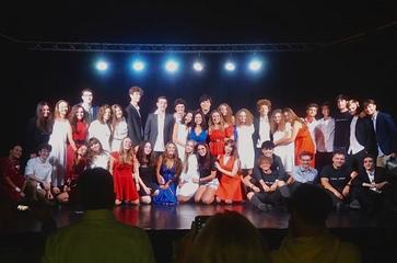 A Santa Geffa sono i sogni a dare forma al mondo: debutto per l'associazione A Million Dreams con lo spettacolo 