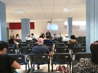 La Asl incontra i dirigenti scolastici della Bat: «Strumenti adeguati per esiti dei tamponi in pochi minuti. Importante la prevenzione»