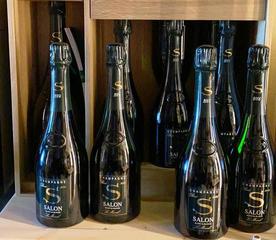 La celebrazione dello champagne alla Cantina Gallo: oggi l'evento per gli amanti delle bollicine di altissima qualità