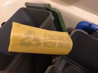 Porta a porta in città, la nota degli amministratori di condominio: «Ci saremmo aspettati collaborazione da parte dell'amministrazione e di Amiu»