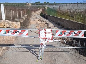 «Impraticabile e pericolosa», chiuso un tratto di vicinale Santa Lucia I
