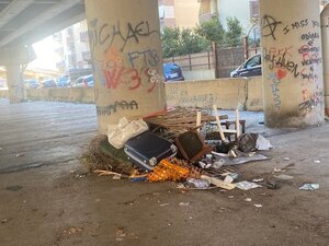 Degrado sottoviadotto, Prefettura ad Anas: «Pulite, o lo farà il Comune in vostro danno»