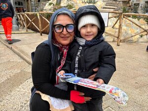 Befana in piazza, Trani soccorso raggiante: «Regalate non calze, ma sorrisi»