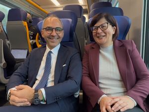 Mobilità sostenibile, staffetta Ciliento–Piemontese sul regionale veloce