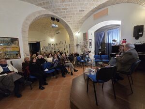 Sulle «mille luci» di Falqui quella di Corallo: al Risi una splendida ora di storia della tv