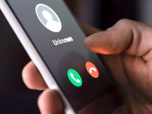 Truffe da cellulare a Trani: le app cui fare attenzione, dove trovare quelle sicure e come riconoscerle