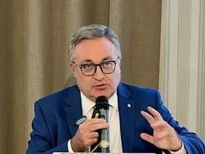 Comunali, A97 rompe con Cdx e va da solo: Alessandro Moscatelli è il terzo candidato sindaco