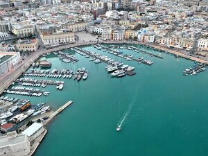 Darsena, mega rialzo: concessione ventennale ufficiale alla romana Marinedi